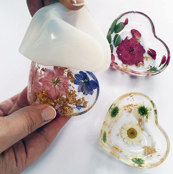Epoxy Resin Kit : Floral Trinket, Botanical dish - Make 3!