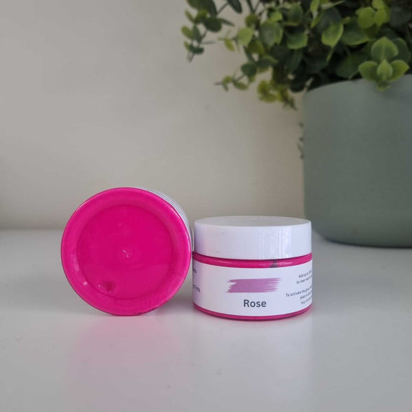 Rose Chroma Charge Epoxy Tint – Glow in the Dark Pigment for Resin Crafts!