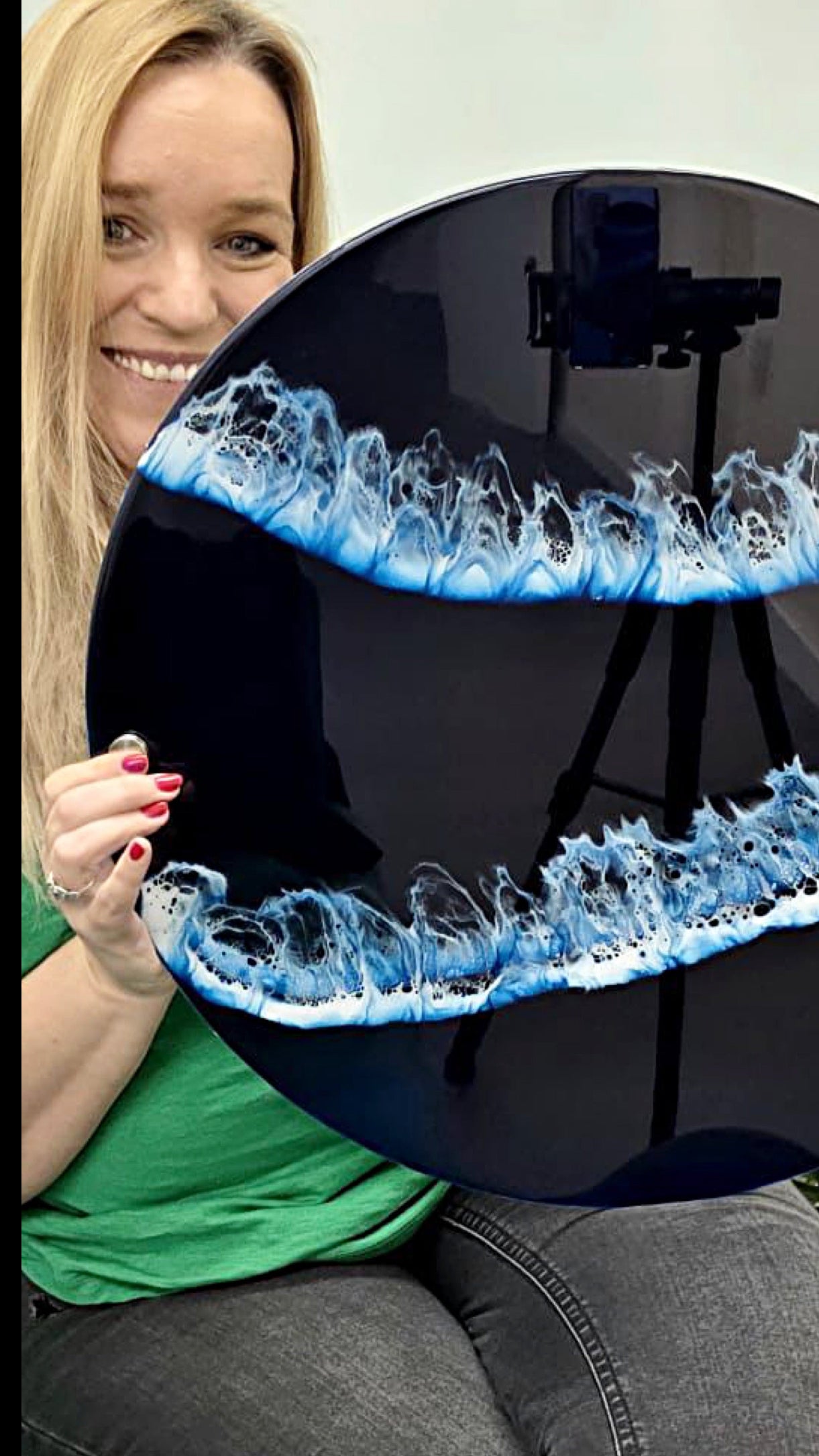 Artist using Apex Resin CurePro