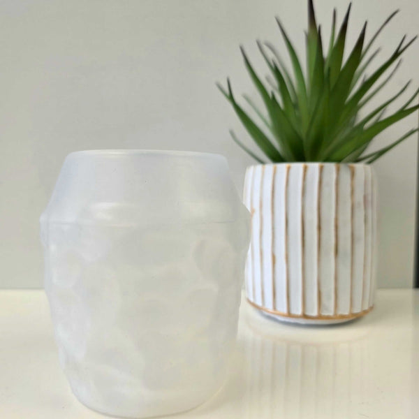 Silicone Moulds for Resin Crafts: Bees Knees Pot Mould!